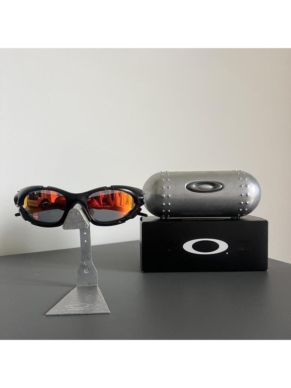 Oakley Men's Silver and Black Sunglass